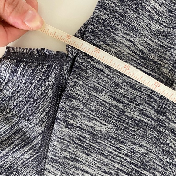 Lululemon Swiftly Tech Short Sleeve Heathered Cadet Blue size 8 - Picture 12 of 12